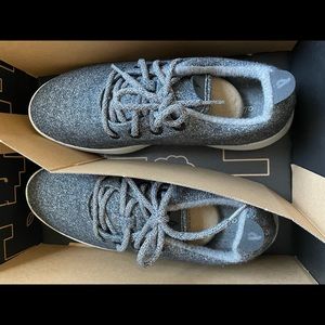 Brand new men’s Allbirds